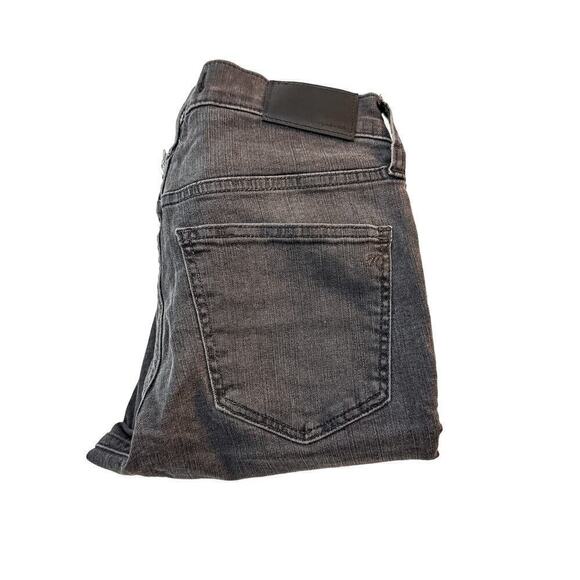 Madewell 9" Mid-Rise Skinny Gray/Black Dark Wash Denim Size 26 - Picture 1 of 8